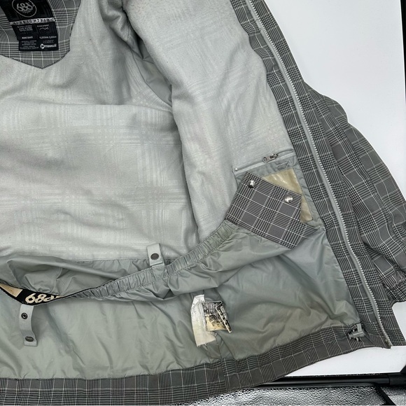 686 technical apparel Snowboard Ski jacket Mens Small S Gray Minor Flaws Stains - Picture 16 of 16